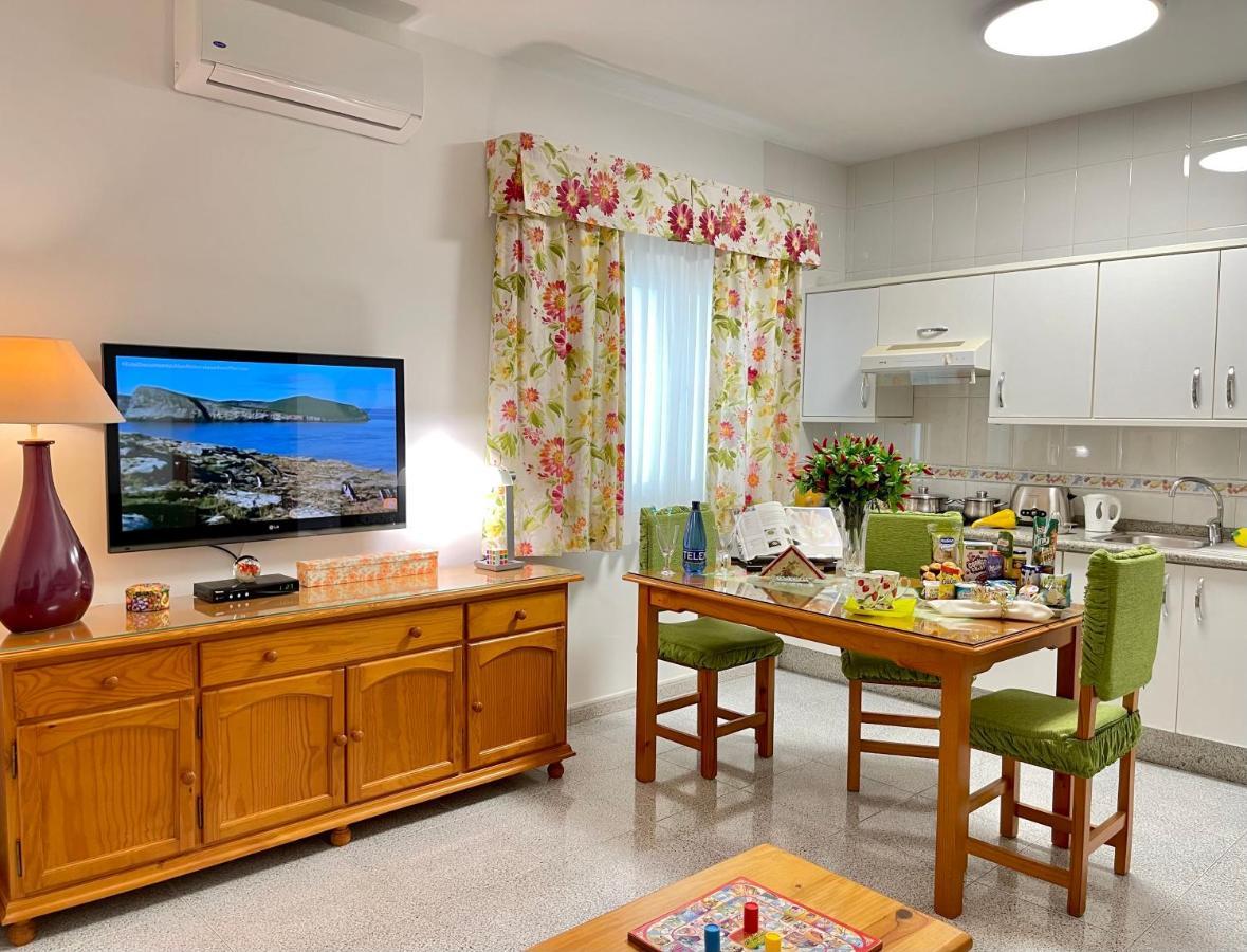 Emycanarias Holiday Homes Vecindario Весіндаріо Екстер'єр фото