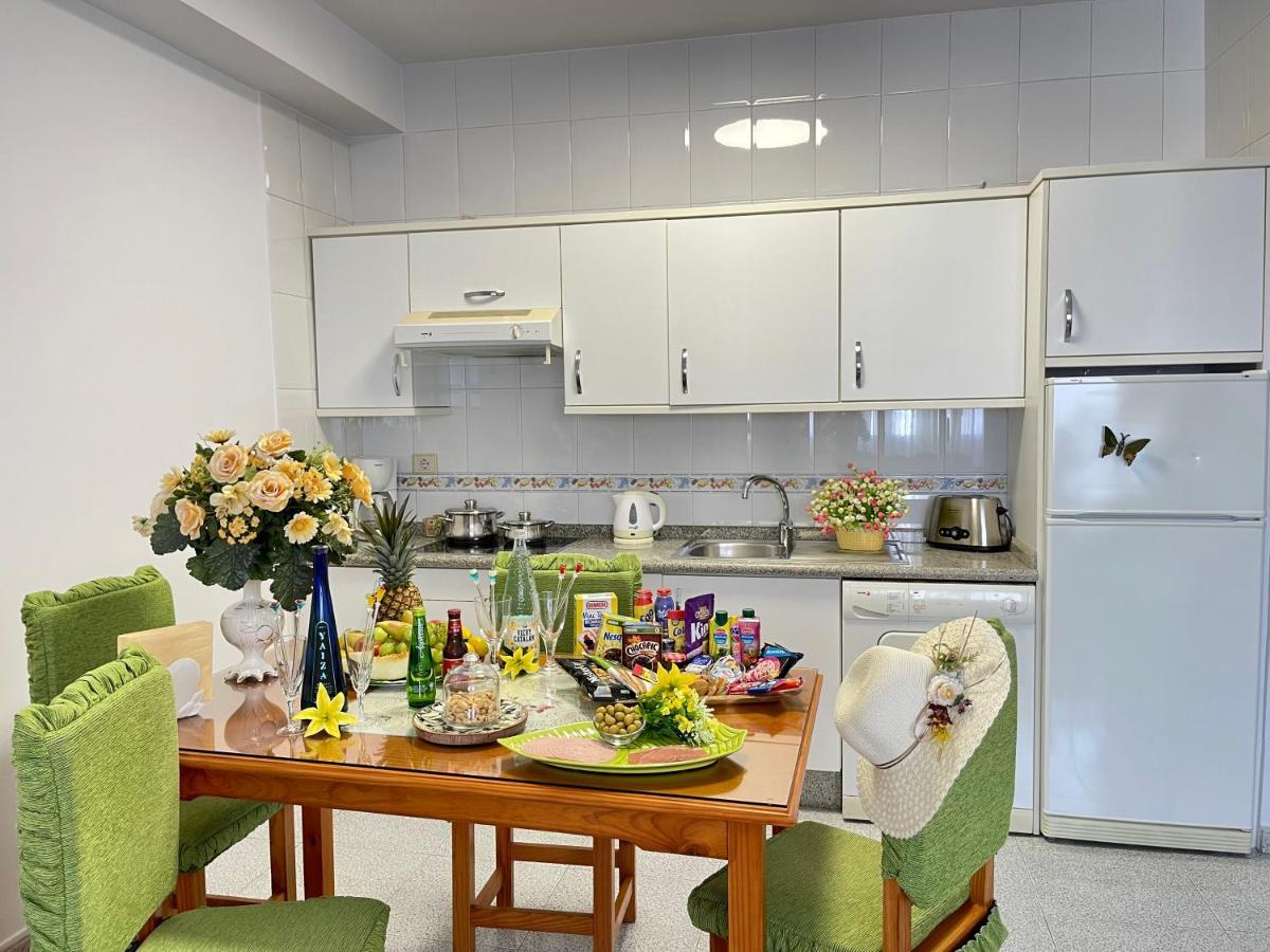 Emycanarias Holiday Homes Vecindario Весіндаріо Екстер'єр фото