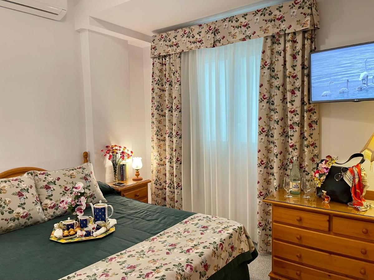 Emycanarias Holiday Homes Vecindario Весіндаріо Екстер'єр фото